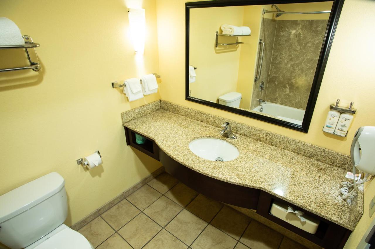 Holiday Inn Express & Suites Harrisburg West Mechanicsburg Exterior foto