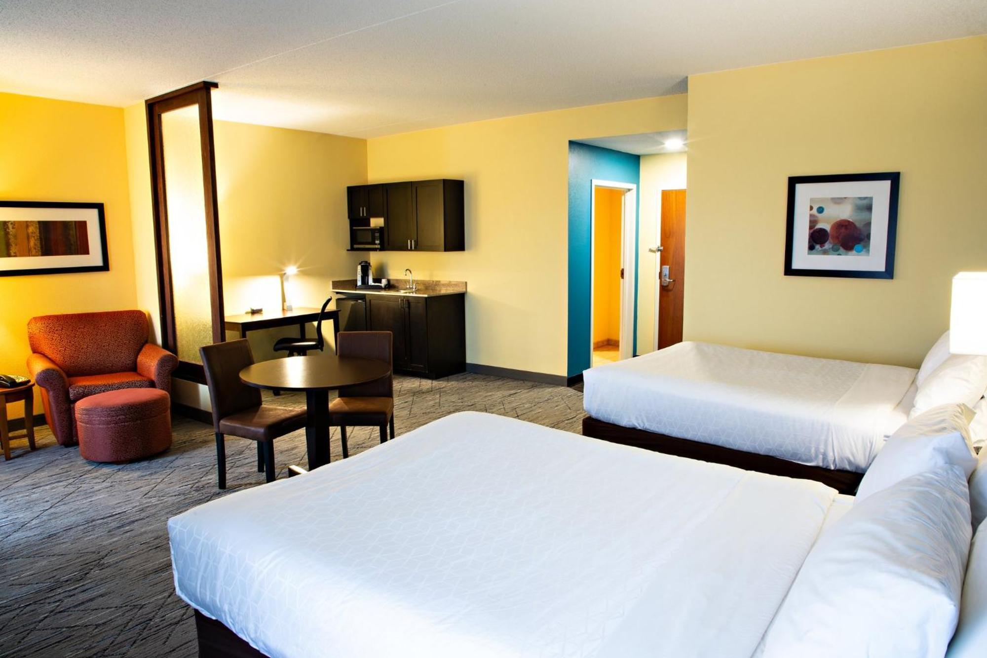 Holiday Inn Express & Suites Harrisburg West Mechanicsburg Exterior foto